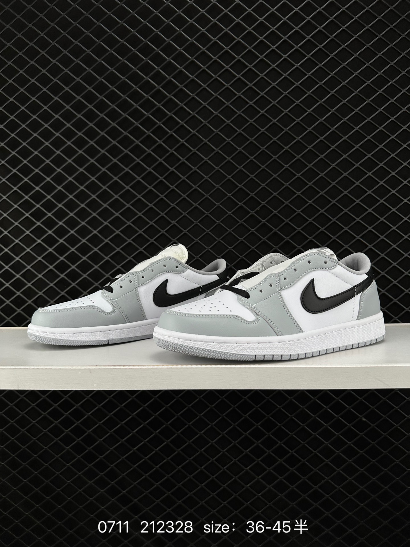 Nike Air Jordan 1 Retro Low OG